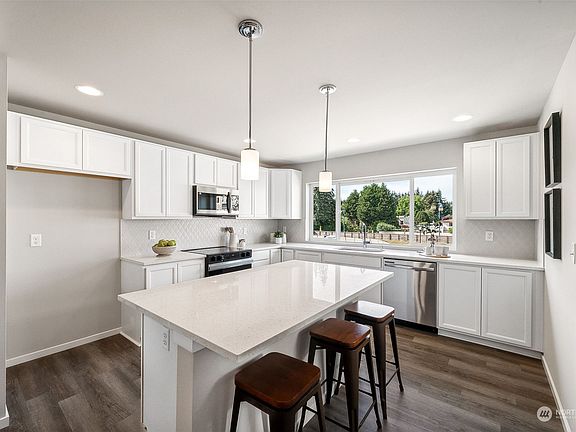 3rd image of 21618 (LOT 18) 13th Drive S