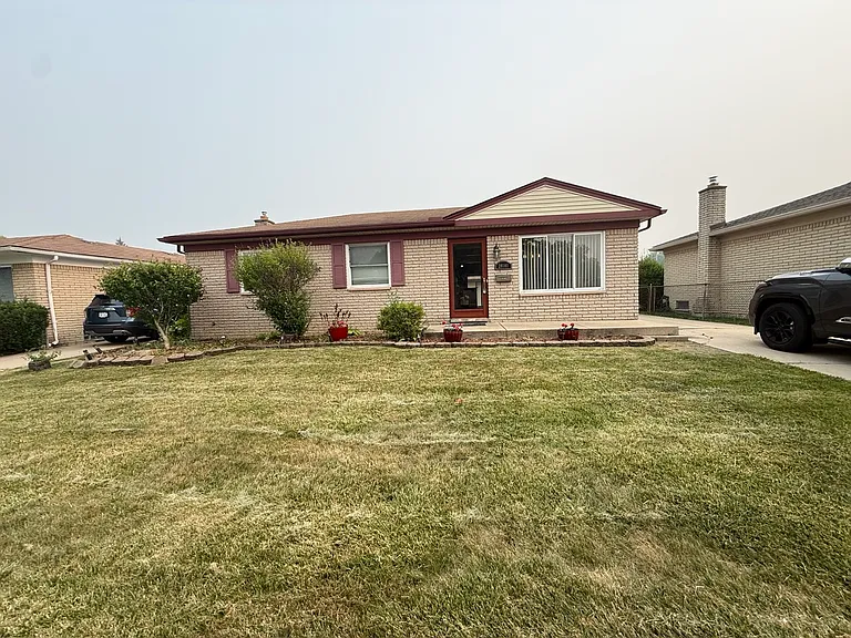20380 Garden Ct — Photo 21