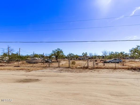 12429 W Vegas Dr, Tucson, AZ 85736