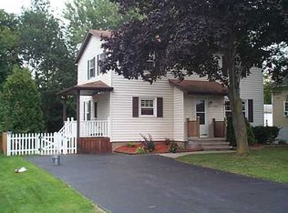 354 Dean Rd, Spencerport, NY 14559
