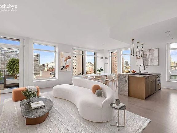 2nd image of 91 Leonard St APT 11F