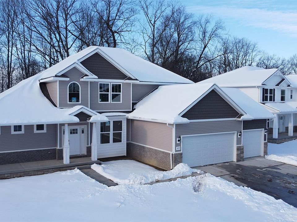 1st image of 577 Trestle Dr #17