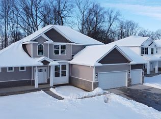 577 Trestle Dr #17, Marion Township, MI