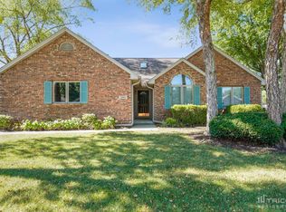 2003 Fairfax Dr, Columbus, IN