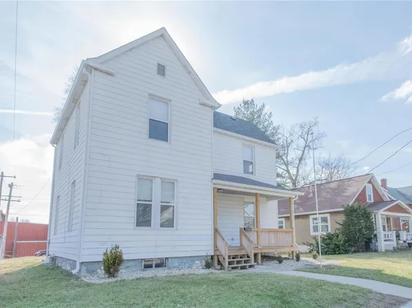 206 S 16th St, Belleville, IL 62220