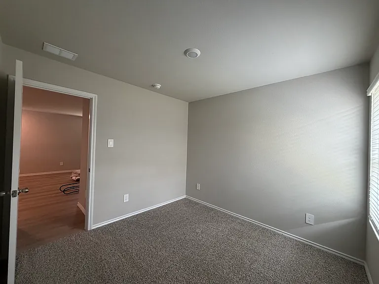 5512 Flannel Ln — Photo 17