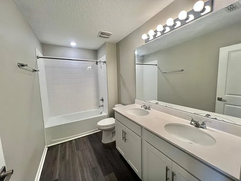 4354 Southern Vista Loop — Photo 32