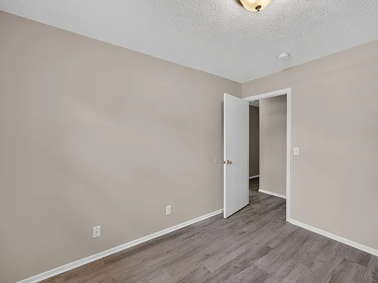 1083 Stokes St — Photo 22