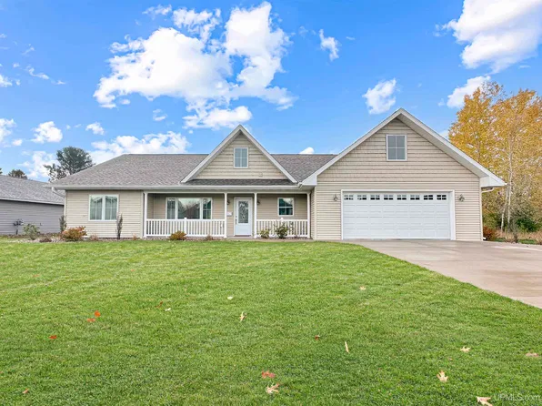 1711 21st Ave S, Escanaba, MI 49829