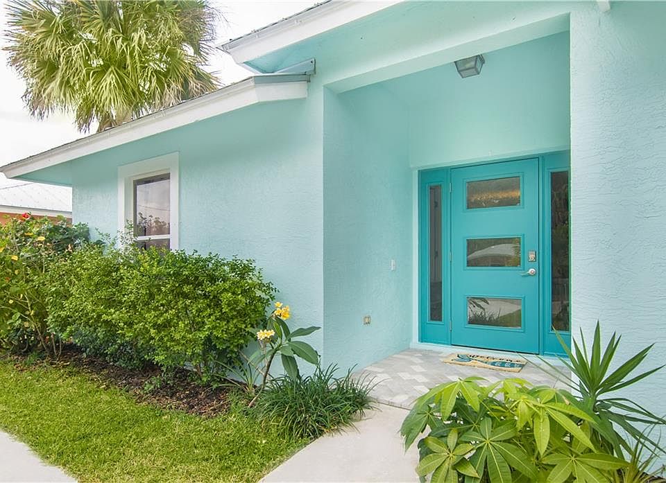 1st image of 3008 SE Waveland Pl