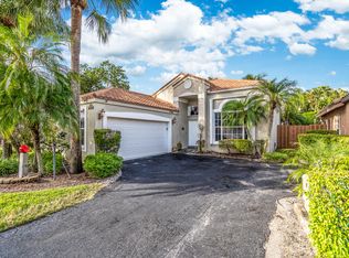 6225 NW 77th Pl, Parkland, FL 33067