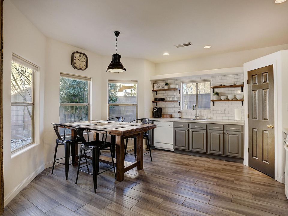 1st image of 5019 Mirador Dr NW