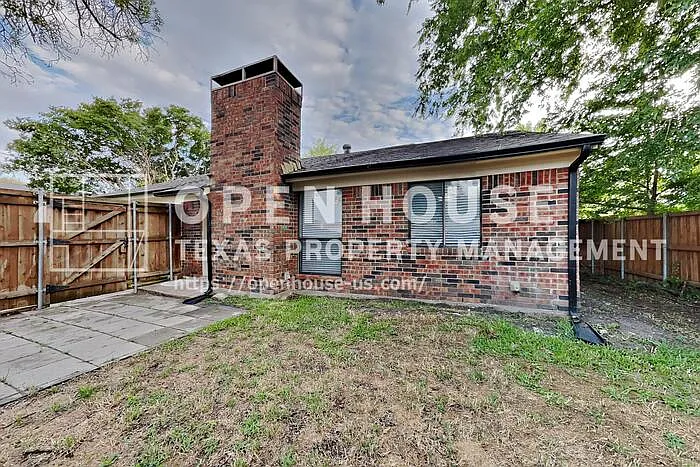 1312 Wyndham Dr — Photo 18
