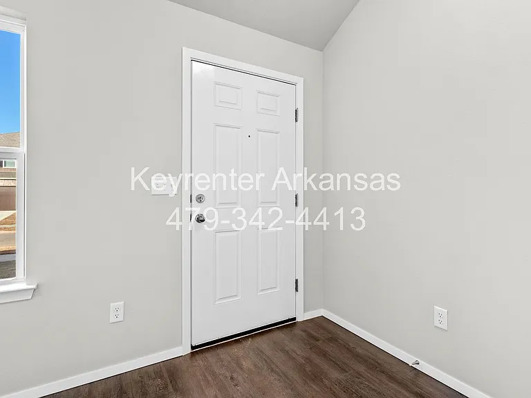 846 E Sparrow Cir — Photo 5