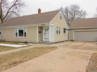 407 W Elm St, Beresford, SD 57004