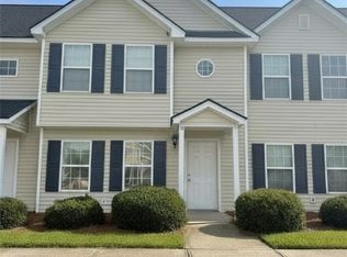 33 Bearing Circle, Port Wentworth, GA 31407