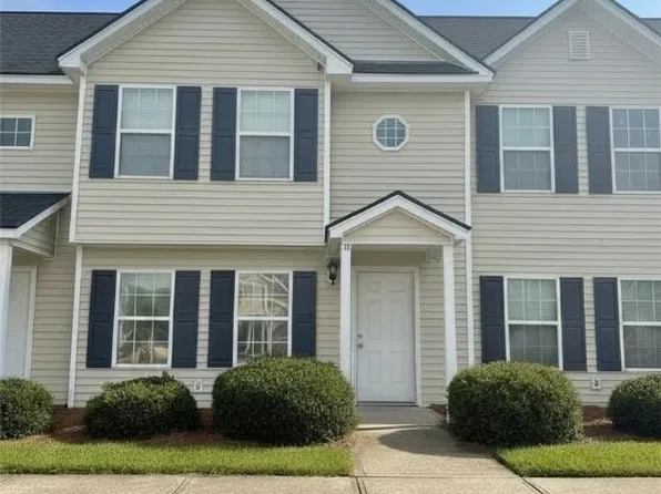 33 Bearing Circle, Port Wentworth, GA 31407
