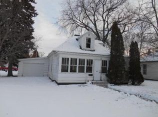 215 5th Ave, Enderlin, ND 58027
