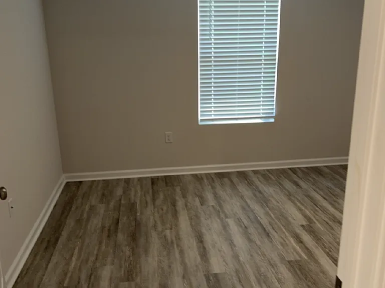 2537 Sutton Place Dr — Photo 8