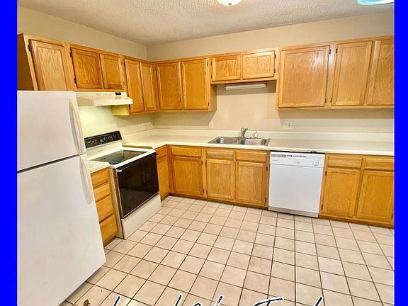 4th image of 103 Mountain View Dr