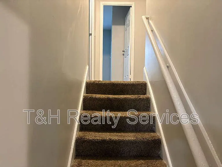 8513 E 37th Pl — Photo 9