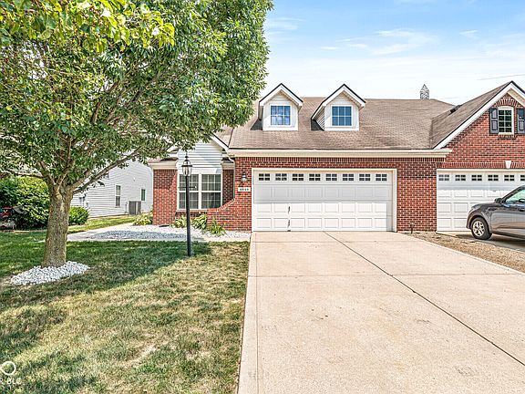 3rd image of 4849 Franklin Villas Pl