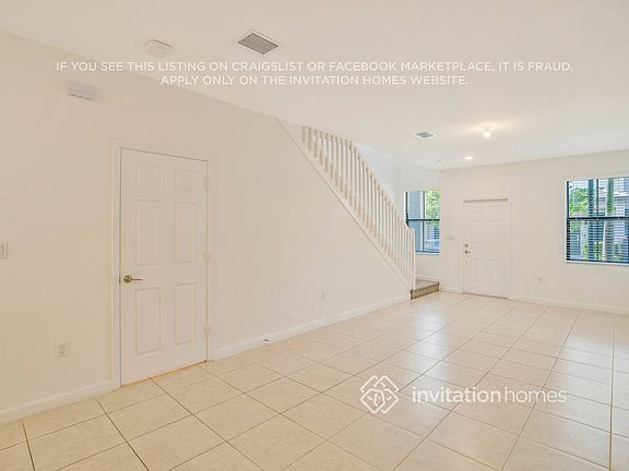 3rd image of 1636 SW 29th St