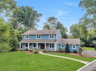 348 Rodney Rd, Wyckoff, NJ 07481