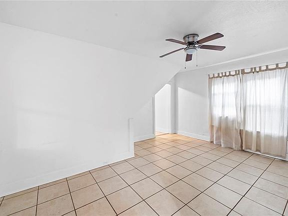 4th image of 750 7th Ave N #6