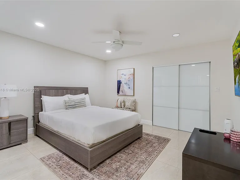 14517 SW 98th Ter — Photo 18