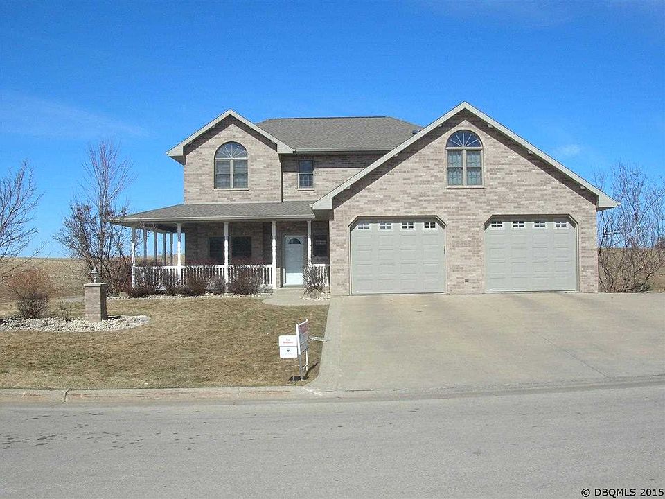 1st image of 8715 Royal Oaks Dr