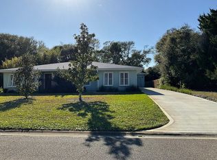 1648 Sea Oats Dr, Atlantic Beach, FL 32233