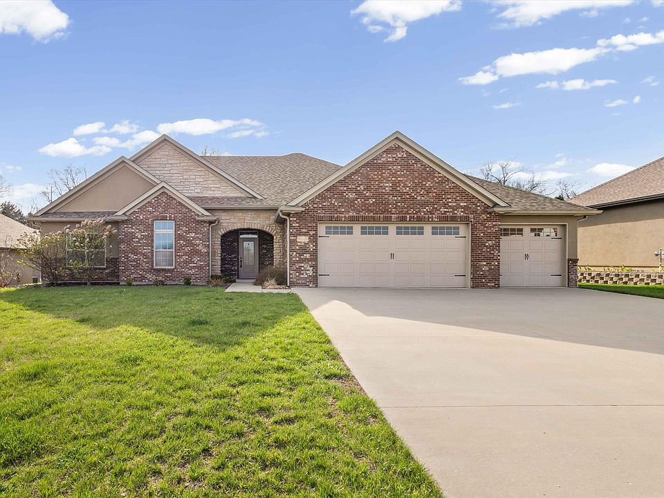 1st image of 1205 Shallow Ridge Cir