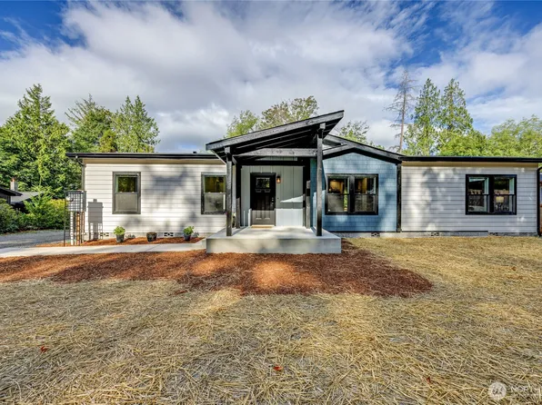 21351 Howard Avenue, Kingston, WA 98346