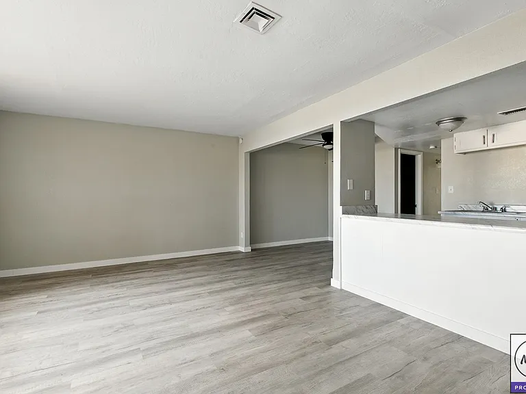 Avante Pointe — Photo 44