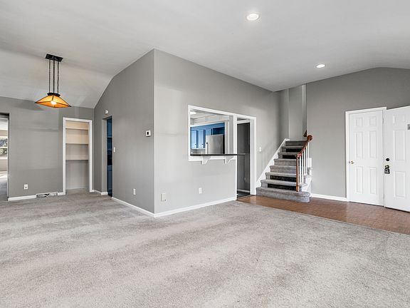 5th image of 509 Frank Ln