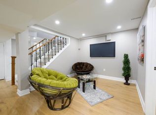 1240 Dunsmure Rd #2, Hamilton, ON L8H1L8