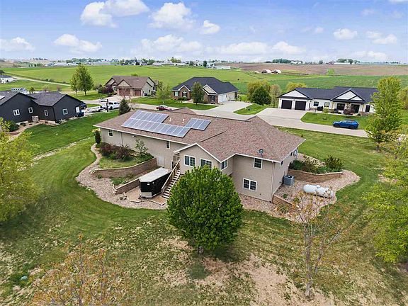 5th image of 1109 Pelican Dr