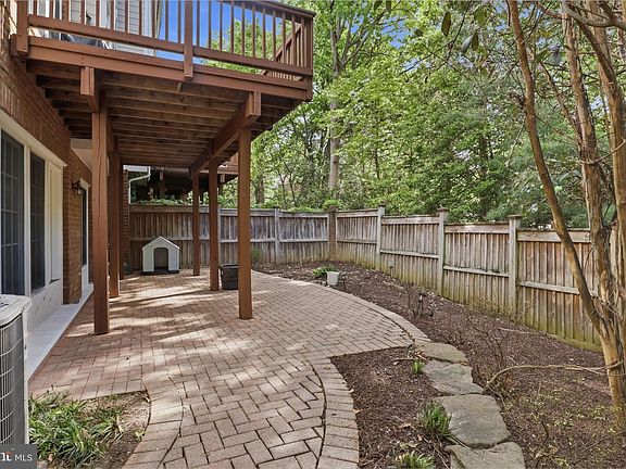 4th image of 2323 Sawtooth Oak Ct