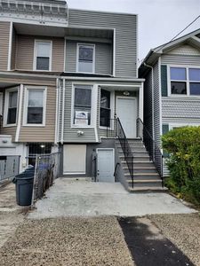 112 Orient Ave, Jersey City, NJ, 07305