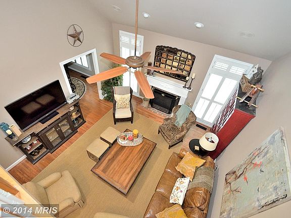 5th image of 3282 Willow Glen Dr