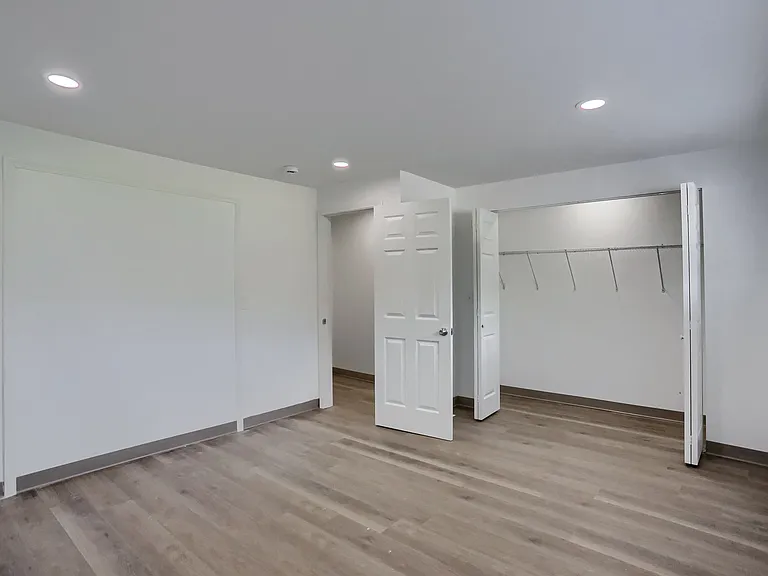 124 Kathleen Dr #2 — Photo 27