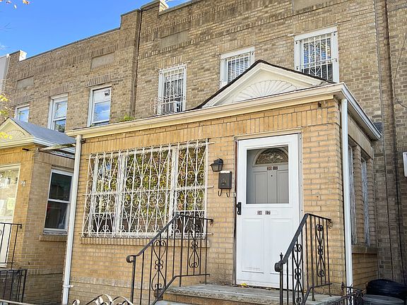 2nd image of 3017 37th St