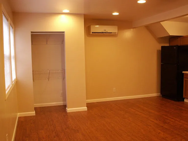 213 Davis Rd #1 — Photo 10