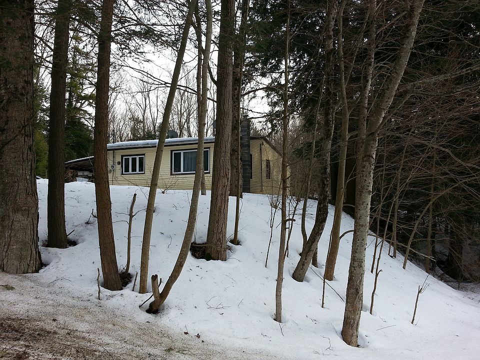 2nd image of 206 Beartown Rd