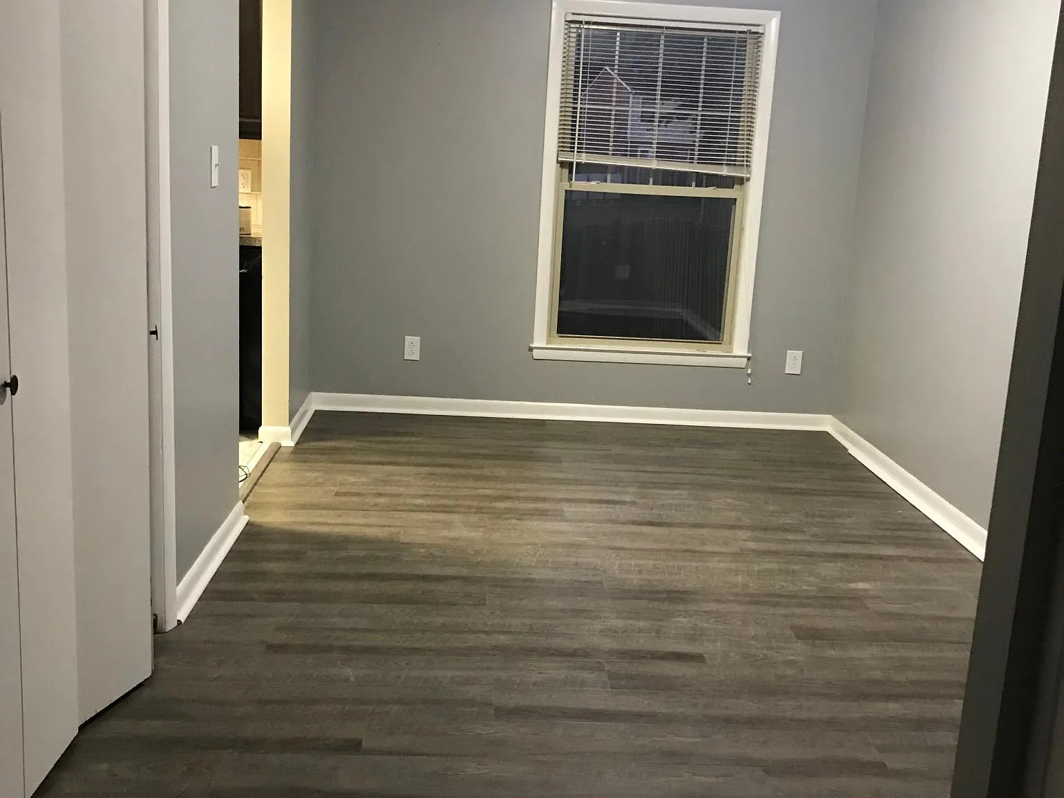 175 Hedgewood Ct — Photo 4
