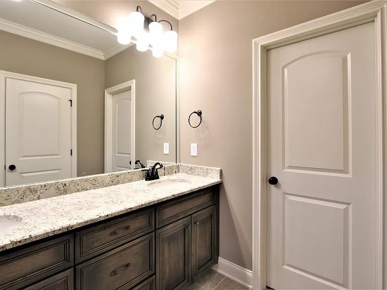 805 Ella Ln — Photo 12