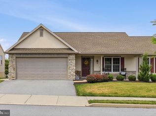 726 Heather Rdg, Manheim, PA 17545