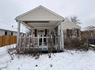 31 Alameda Ave, Cuyahoga Falls, OH 44221
