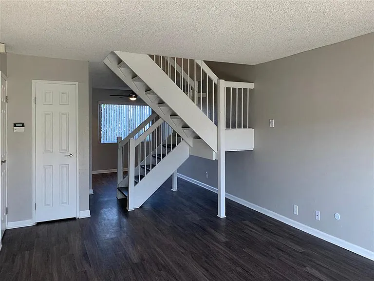Beachfronter Apartments — Photo 13